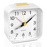 VFANDV Reloj Despertador Analógico Silencioso, Despertadores de Mesilla Reloj Despertador De Viaje Reloj Despertador de Cabecera con Luz Nocturna Función de Repetición para el Hogar (Blanco)